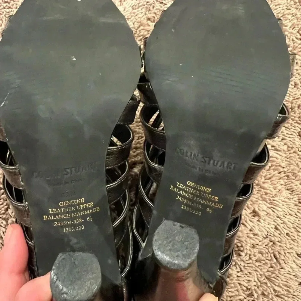 Colin Stewart 6.5 strappy high heel sandals booties brown gray patent leather